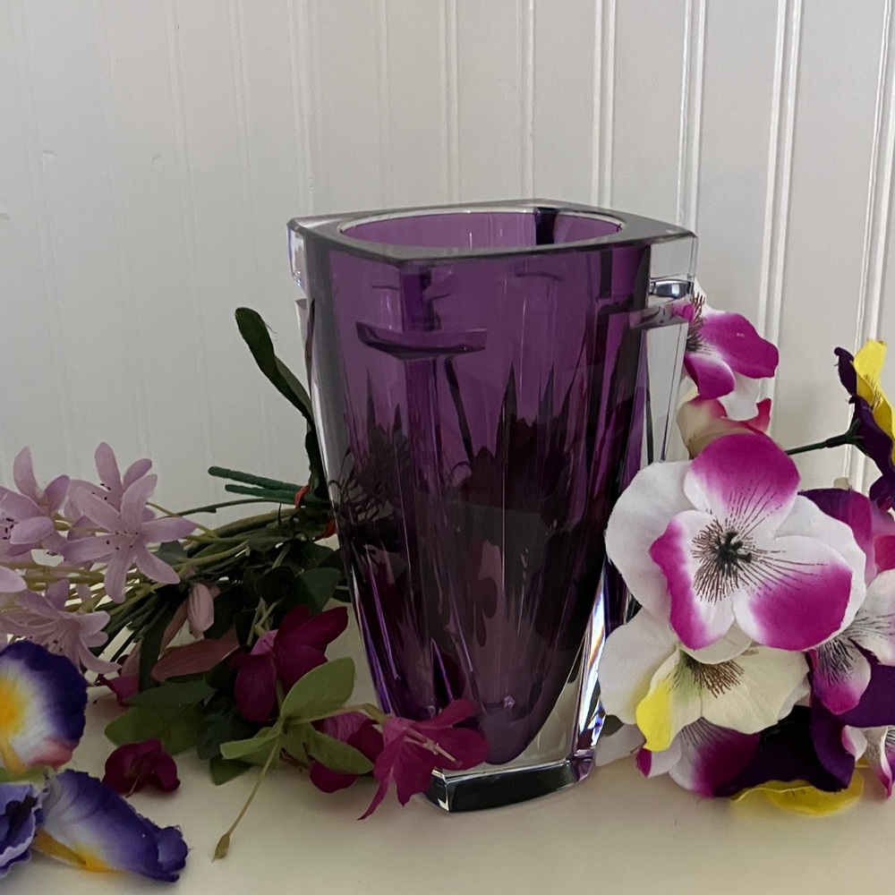 NWT WATERFORD Crystal Amethyst “Metra” Vase by Jim O’Leary. Made in Ireland